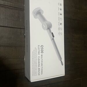 Electric Cleaning Brush in White